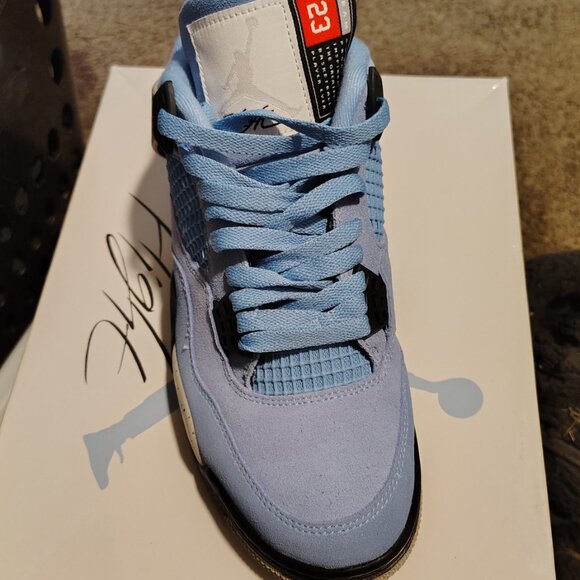 Jordan retro 4 unc main image 7